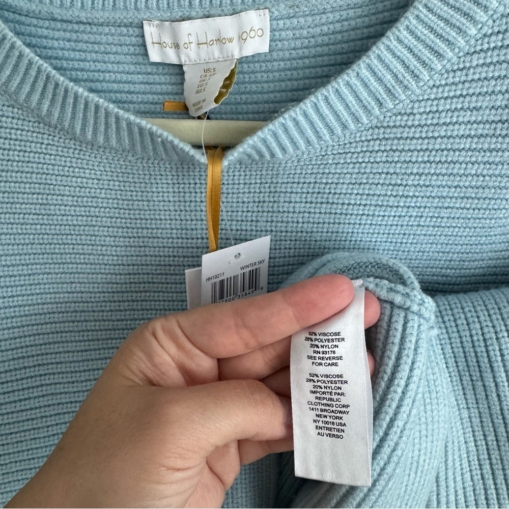 NWT House of Harlow 1960 Light Blue Women's Boho Cropped Sweater Size Small - Picture 5 of 5